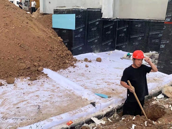 車庫頂板虹吸排水板的優(yōu)勢有哪些